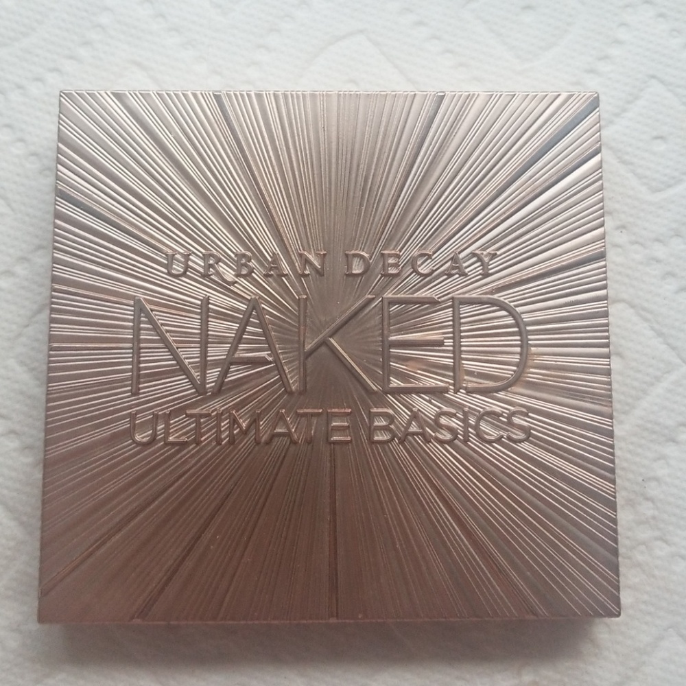 URBAN DECAY Ultimate Basics Palette